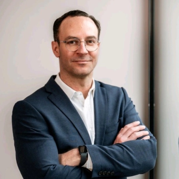 Portrait Dr. Martin Wehrße
